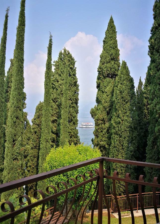 トッリ・デル・ベーナコBellavista Eremitaggioアパートメント エクステリア 写真